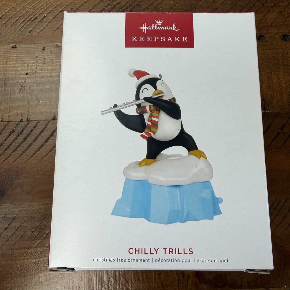 2022 Hallmark Keepsake Ornament CHILLY TRILLS Magic Sound Flute Penguin NIB